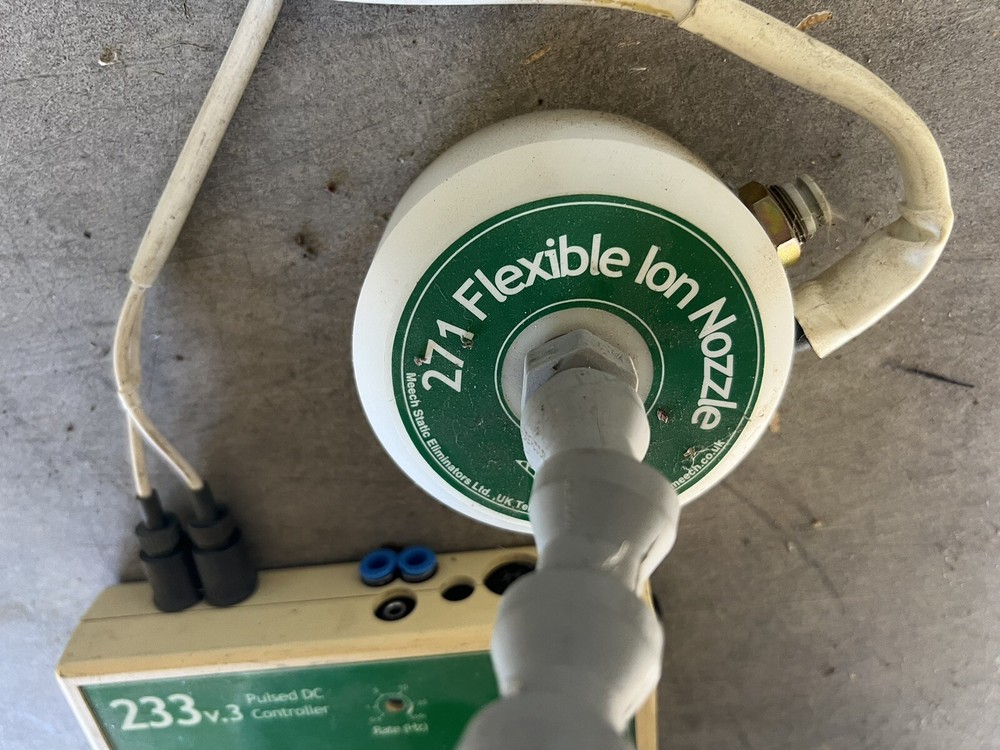 Meech 233v3 Static Control Pulsed DC Controller With 271 Ion Nozzle NO RESERVE