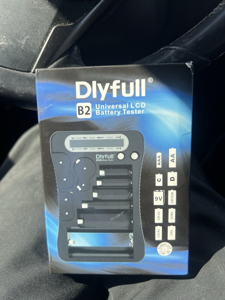 Dlyfull Universal Battery Tester With LCD Display, Multi Purpose Small Checker -