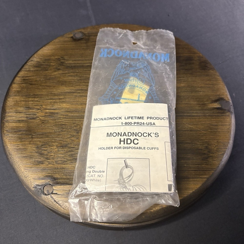 Monadnock Disposable Handcuff Holder