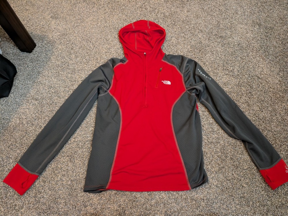 North Face Flight Series Quarter Zip Pullover Red Mens Small Hood