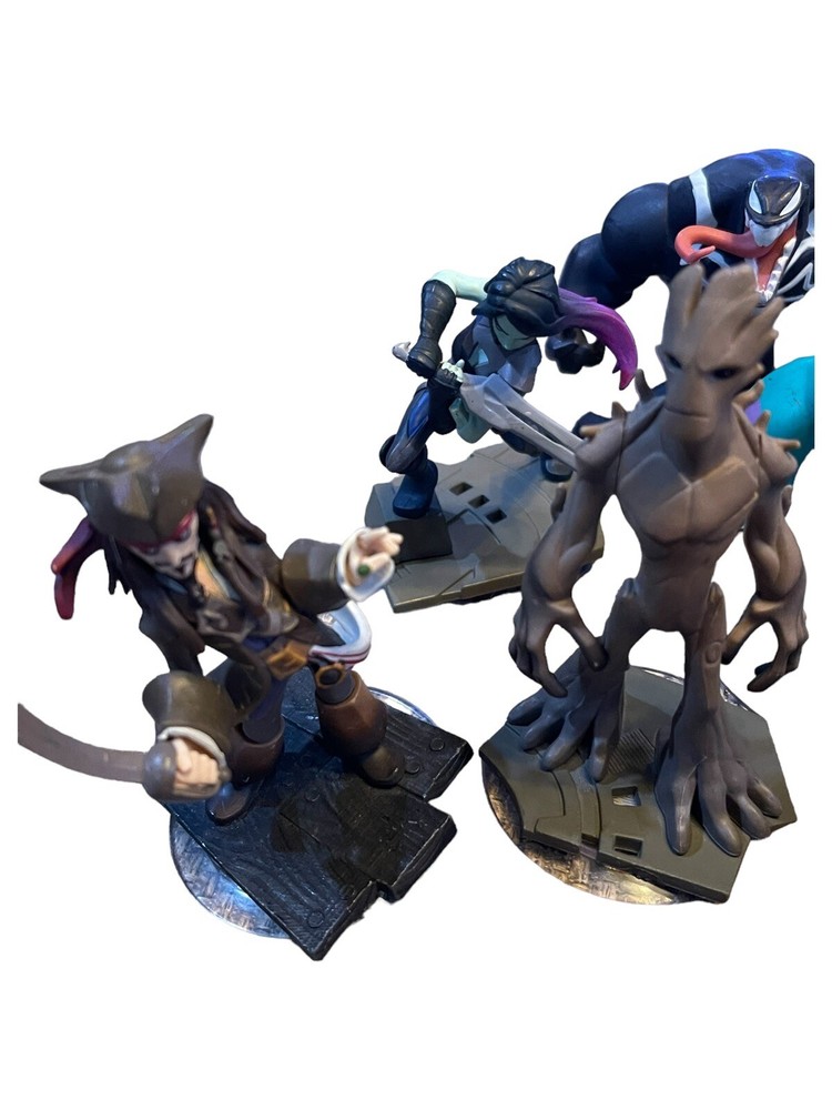 Lot 10 Disney Infinity Figures