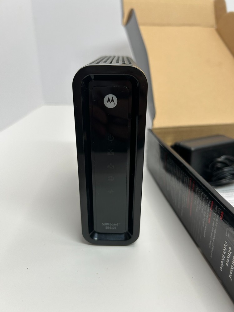 Motorola SURFboard SB6121 Cable Modem - Open Box, Tested and working. Excellent