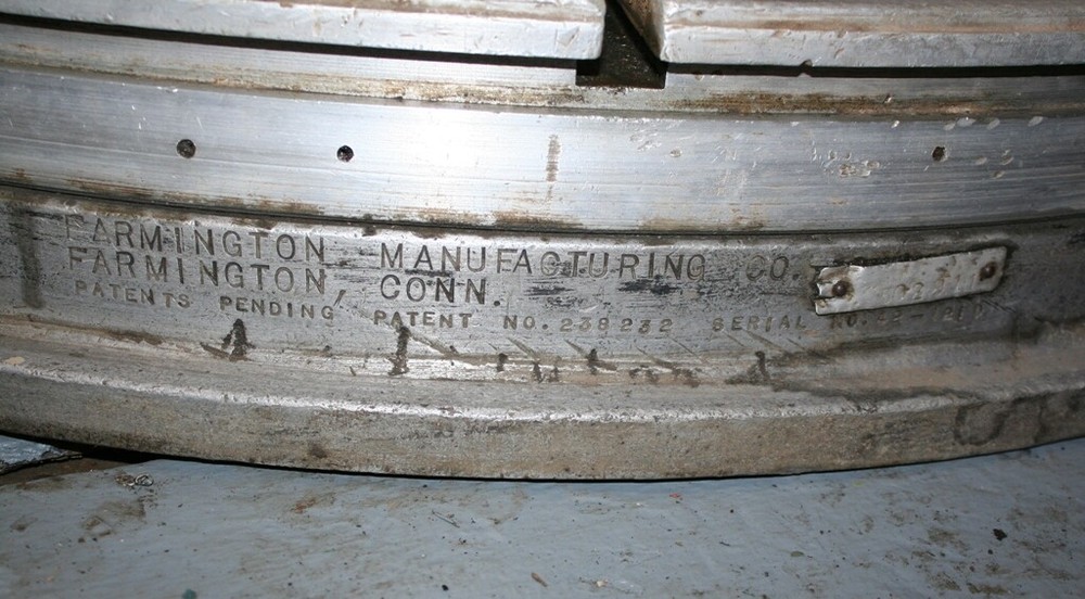 42" FARMINGTON AIR LIFT ROTARY TABLE: YODER #53251