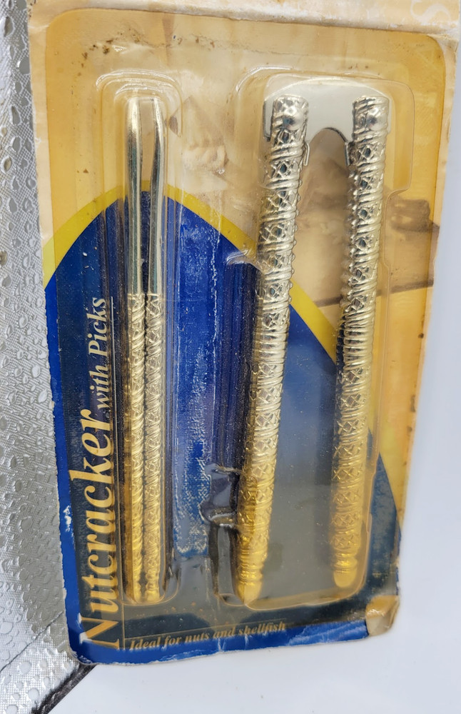 Vintage Home Best Nutcracker with 2 Picks New in Package