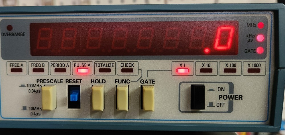 Tektronix CMC251, 1.3GHz Frequency Counter