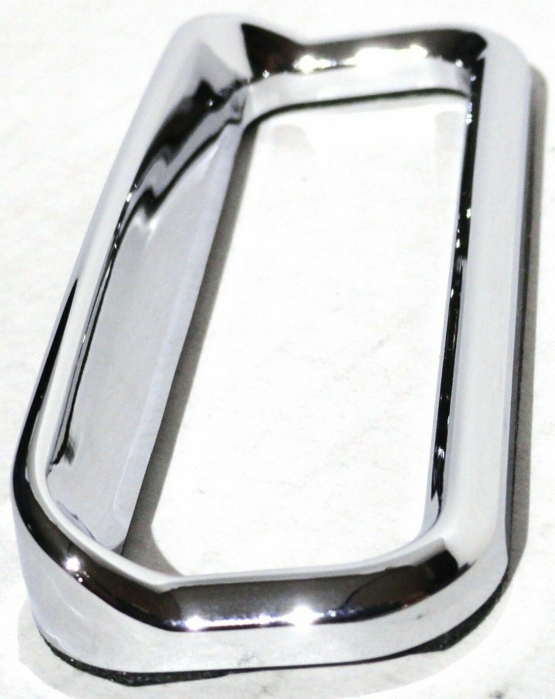 logo emblem bezel visor interior chrome plastic Freightliner Century Class