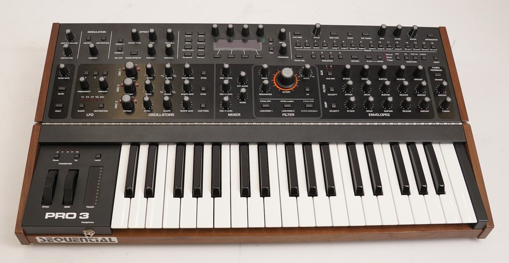 Sequential Pro 3 SE Special Edition Multi-filter Monosynth PRO