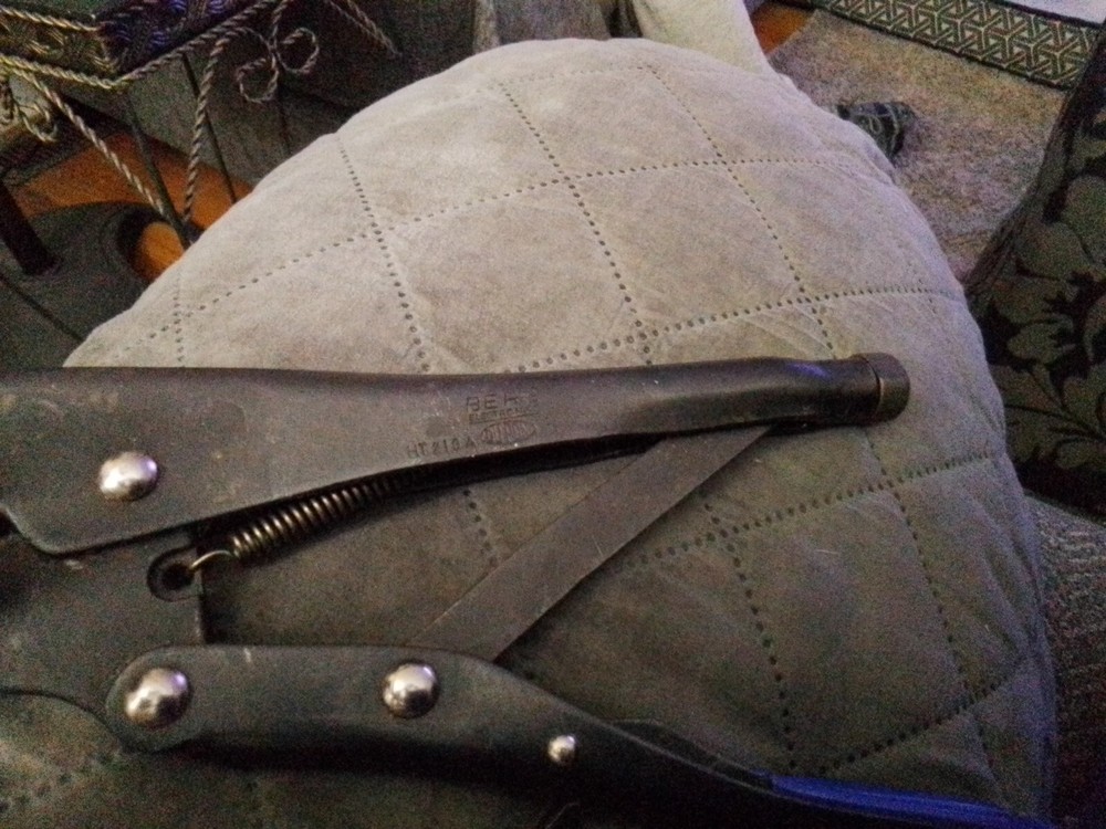 Du Pont/Berg Electronics HT 210A