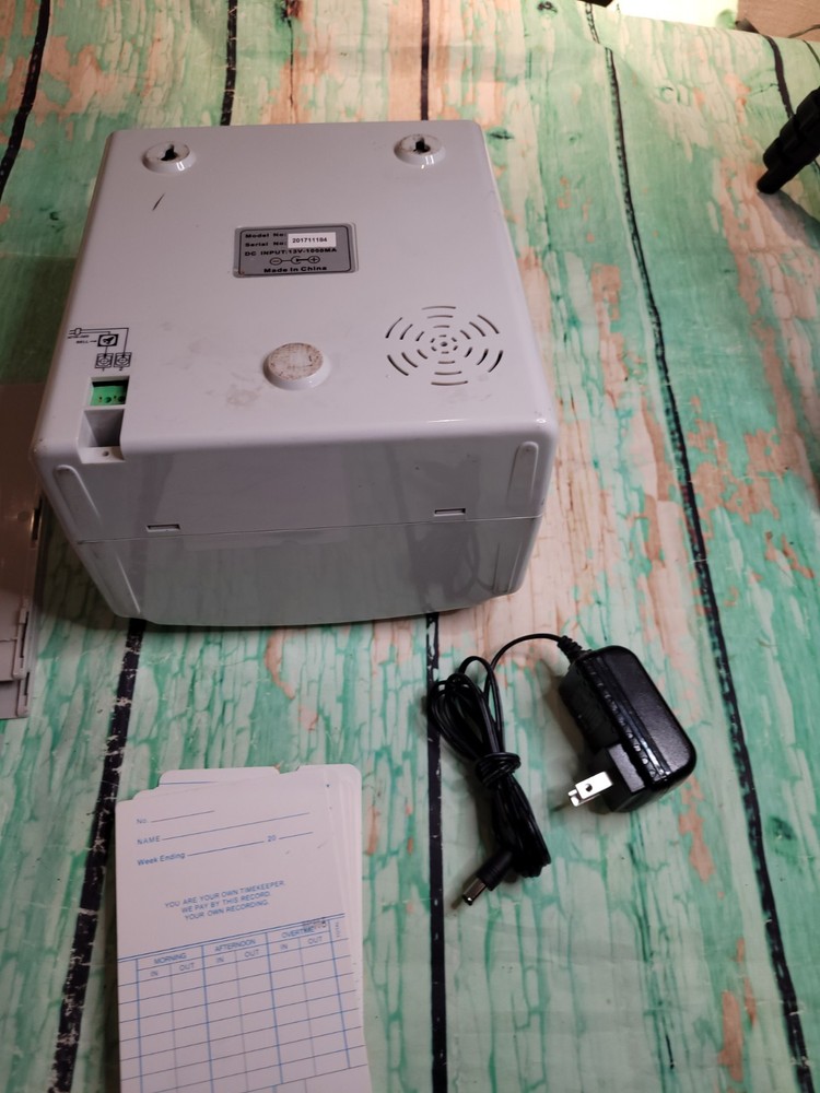 Time Recording Electronic Clock Time Clock Equipment- With Timecards Missing Key