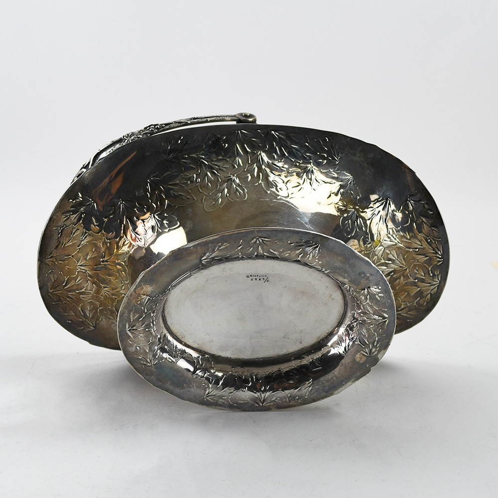 Sterling Silver Oval Fruit Bowl w/ Handle 19.03ozt