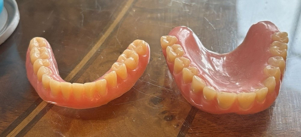 Vintage False Teeth Dentures Upper & Lower Oddities Weird