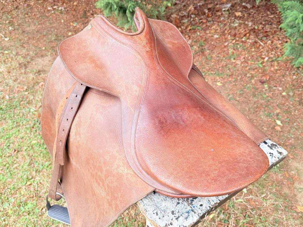 BT Crump English Saddle