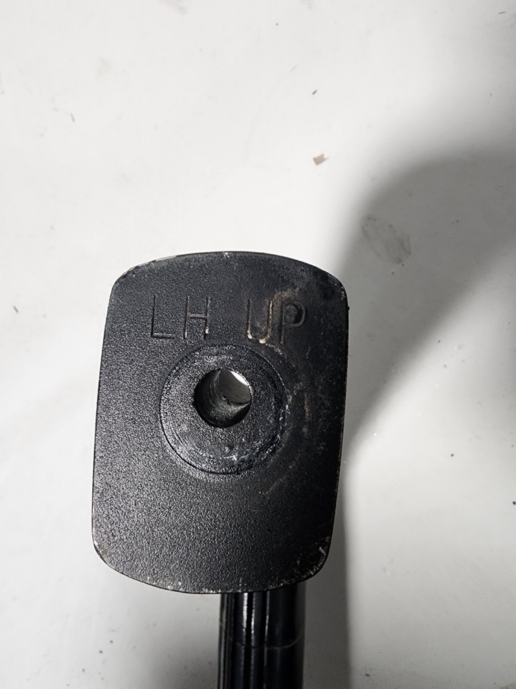 Mack Anthem Composite LH 40(in) Grab Handle, Cab Entry