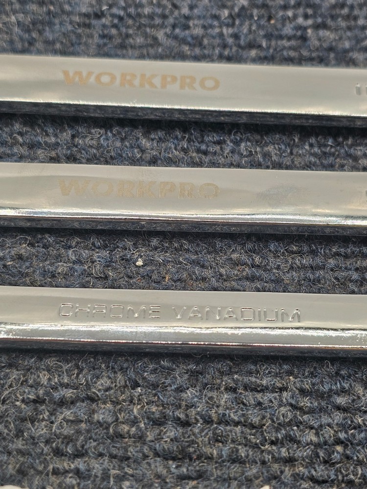 WORKPRO Ratcheting Combination Wrench 11/16, 5/8, 9/16 - Chrome Vanadium
