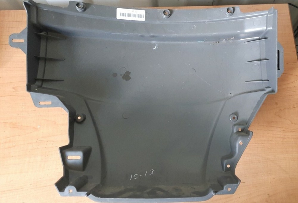 International DURASTAR (4300) Dash Panel: Kick Panel