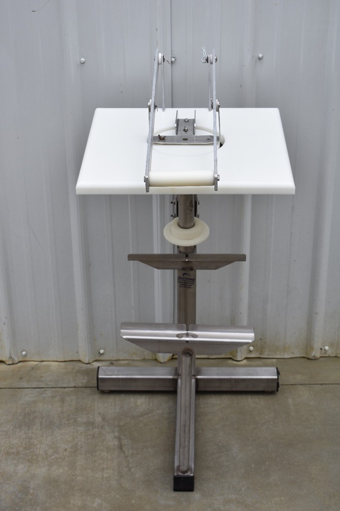 WHOLE PINEAPPLE PEELING & CORING MACHINE E-Z CUT 11