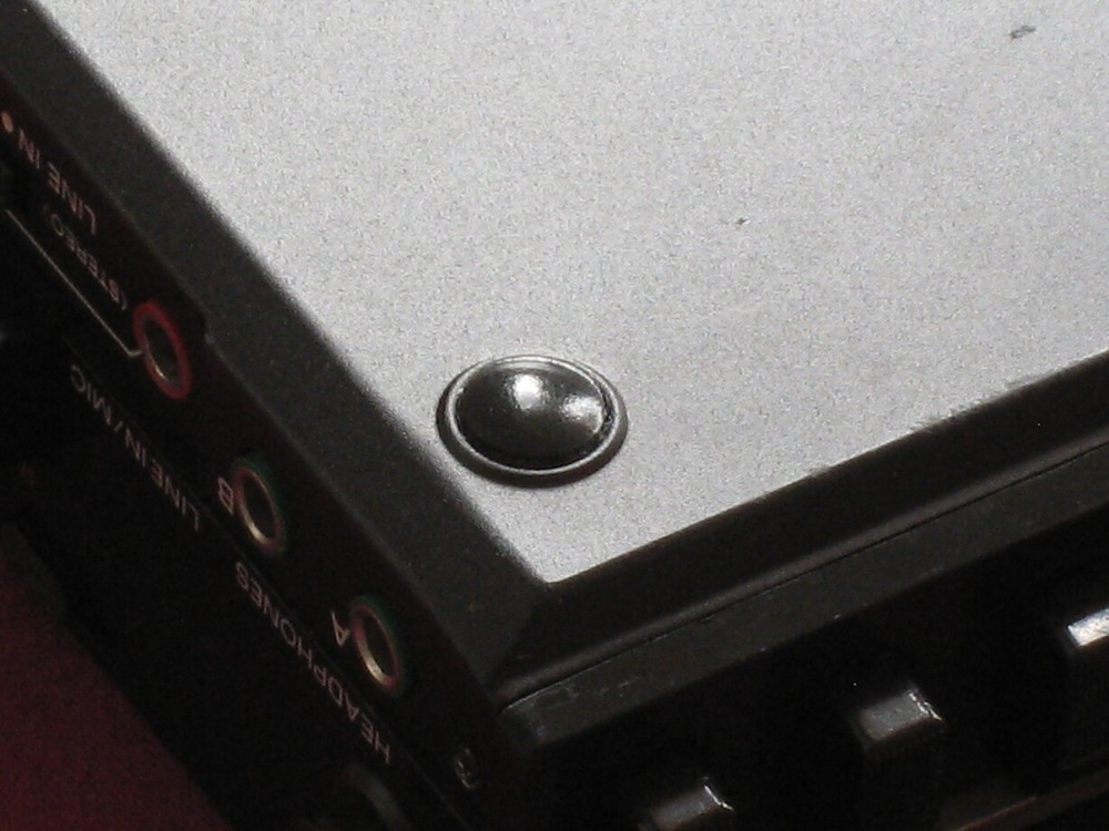 Replacement feet for Sony WM-D6 and WM-D6C