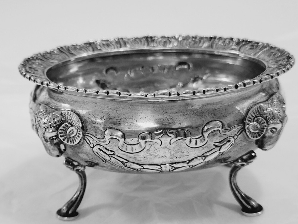 STERLING SILVER OVAL DISH / SALT CELLAR RAM'S HEAD
