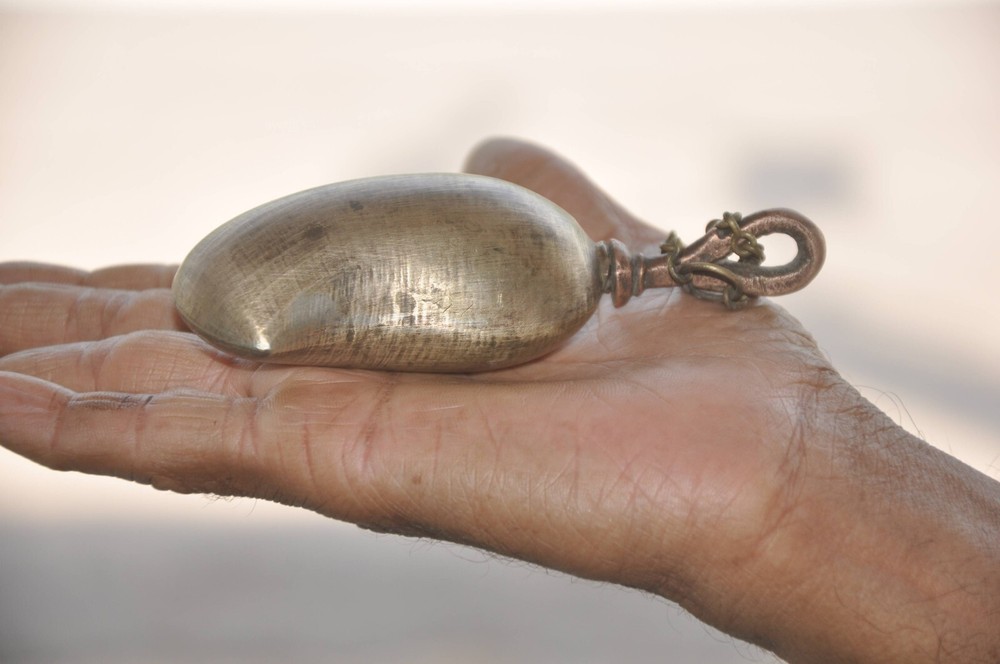 Vintage Brass Handcrafted Mango Shape Solid Powder Box