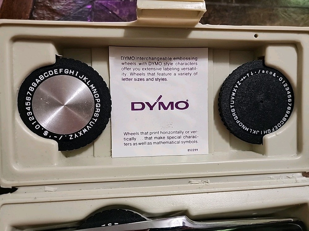 DYMO 1570 Deluxe Typewriter Label Maker Original Case 3 wheels EXCELLENT