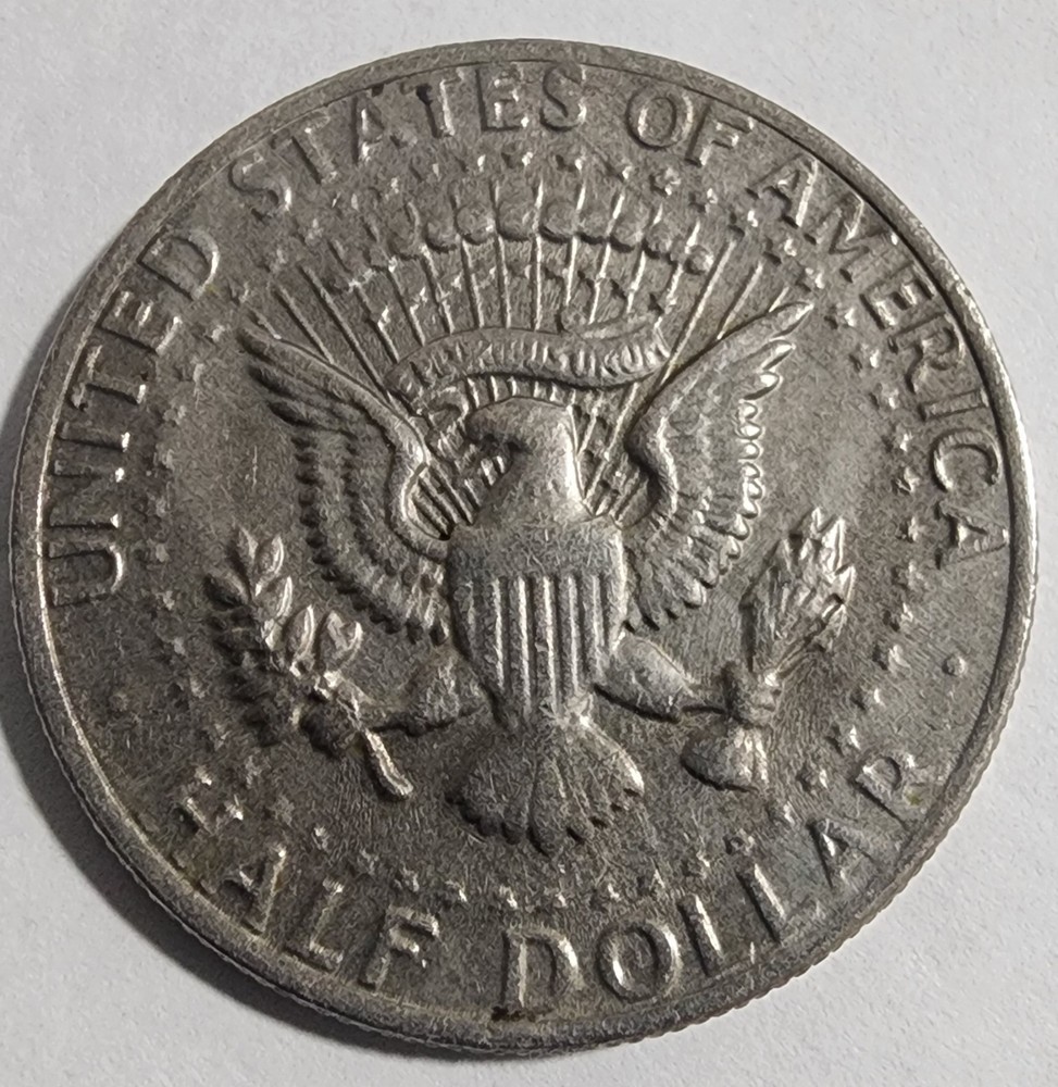 1977 Kennedy Half FS-901 Missing Initials FG