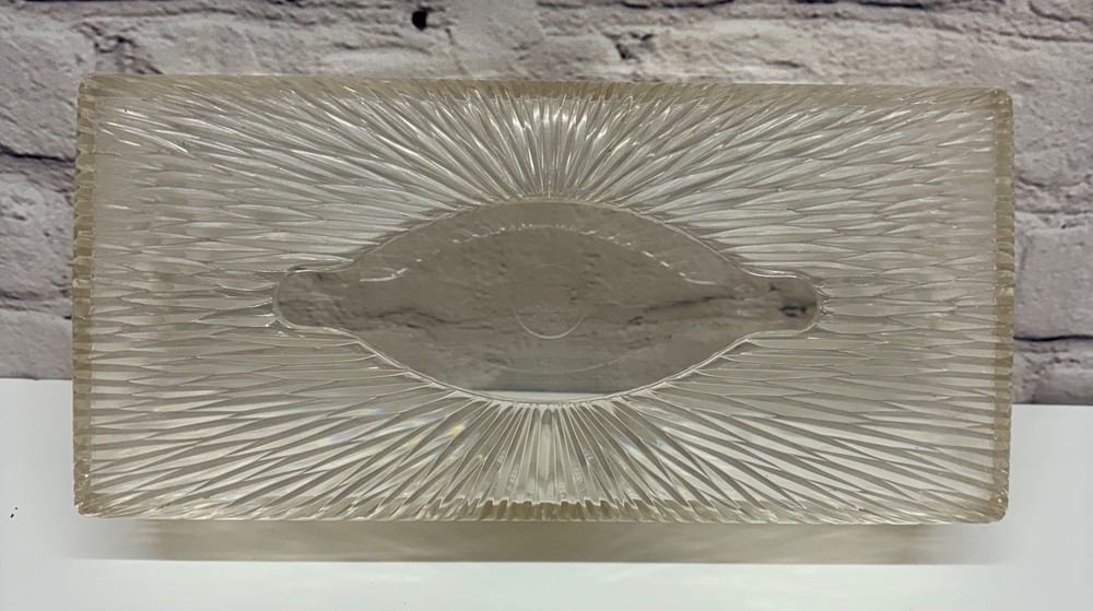 Vtg Tissue Box Holder Clear Acrylic Lucite Plastic Sunburst Pattern Wall Mount