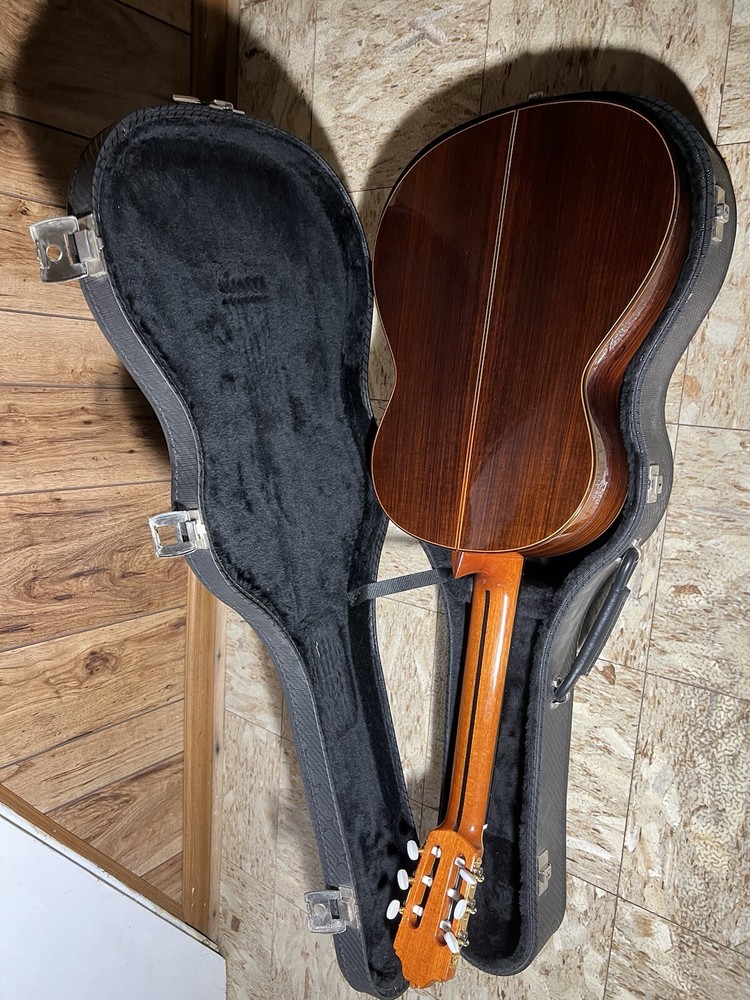 Esteve 1GR08 1999 Classical Guitar Hard Shell Case Made in Spain