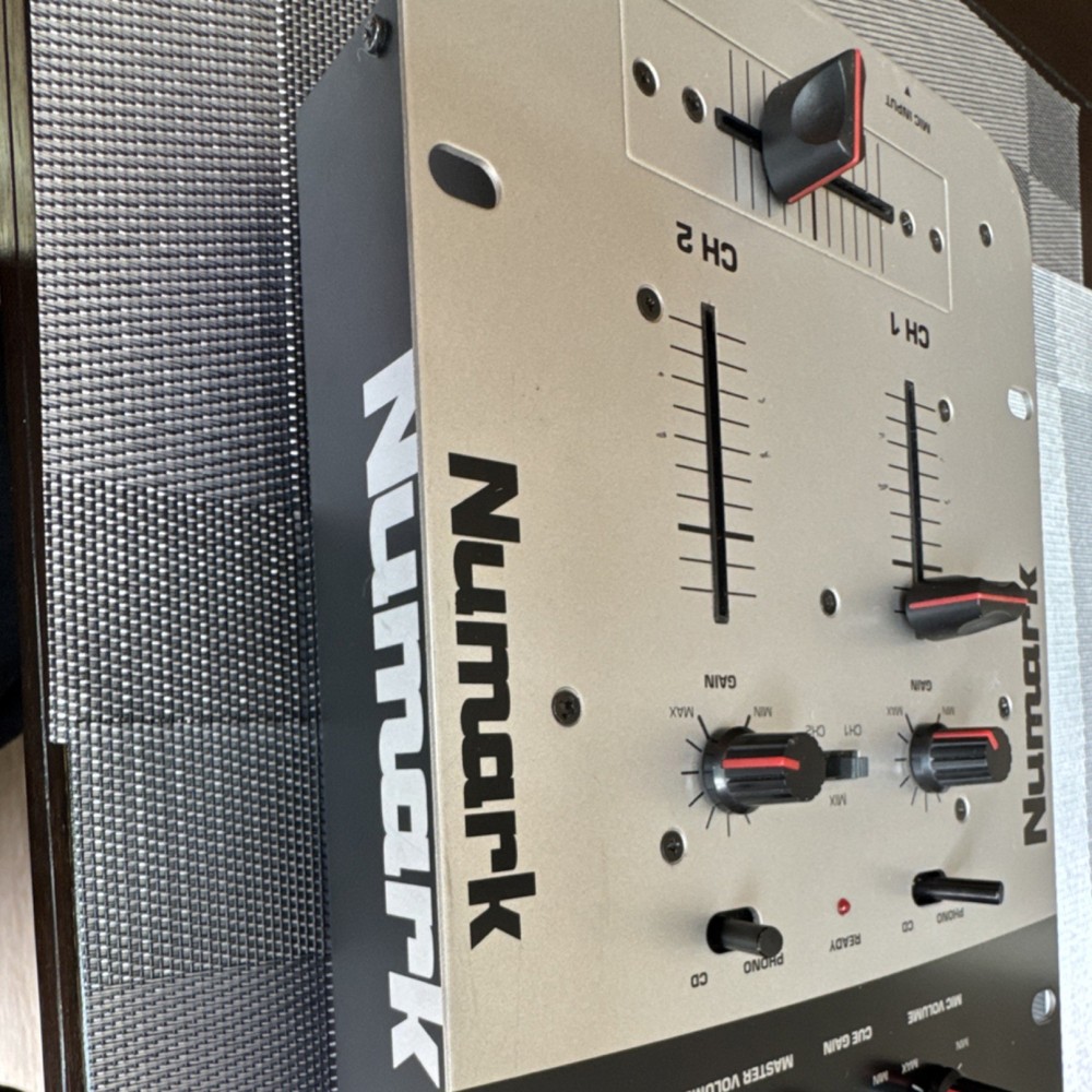 Numark MX05 2-Channel Analog DJ Mixer Silver Replaceable Crossfader 3-Band EQ