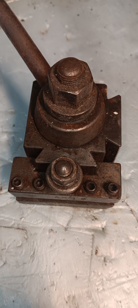 Aloris CA Quick Change Tool Post With Mounting Block And Bolt.