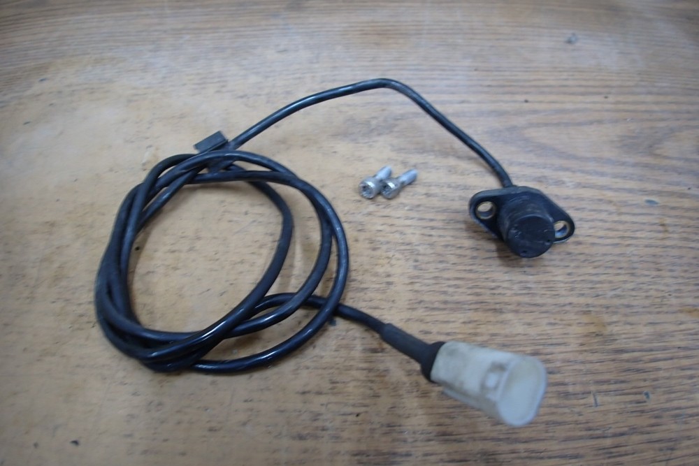2003 BMW K1200LT FRONT WHEEL FORK ABS SPEED SENSOR