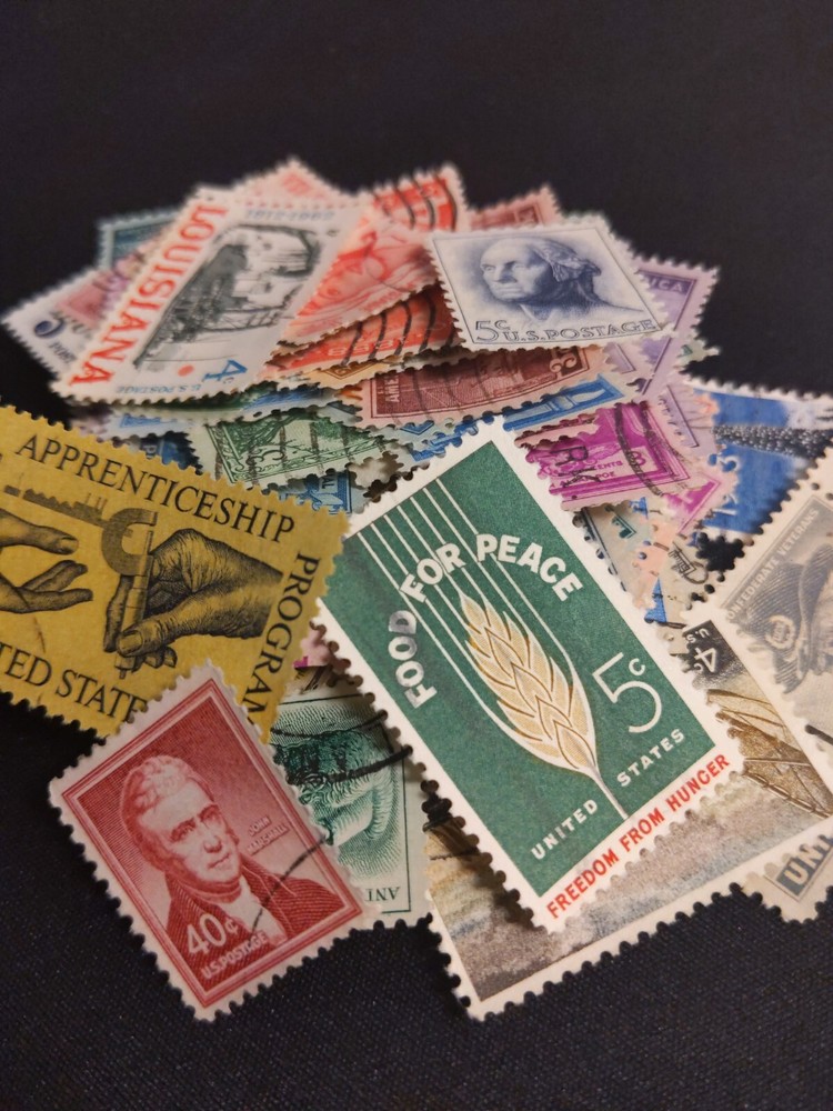 100 different USA stamps