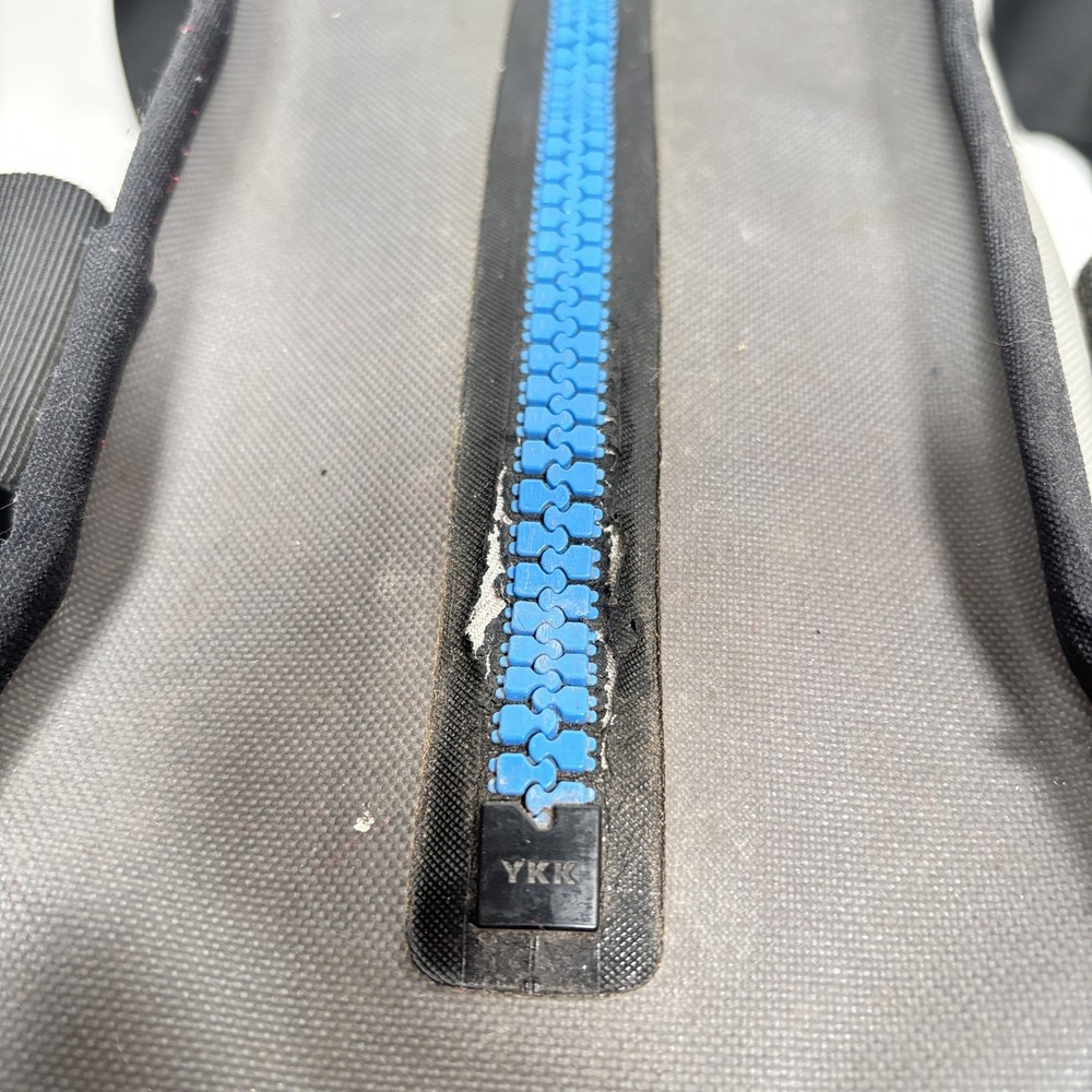 Yeti Hopper 20 18 Can Capacity Handheld Softshell Cooler
