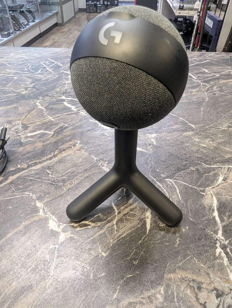 Logitech Yeti Orb USB Gaming / Streaming Microphone Hardly Used Mac PC Laptop