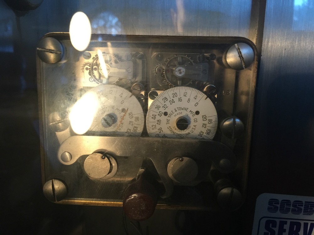 AHERN SAFE BANK VAULT DOOR BUILT BY DIEBOLD~