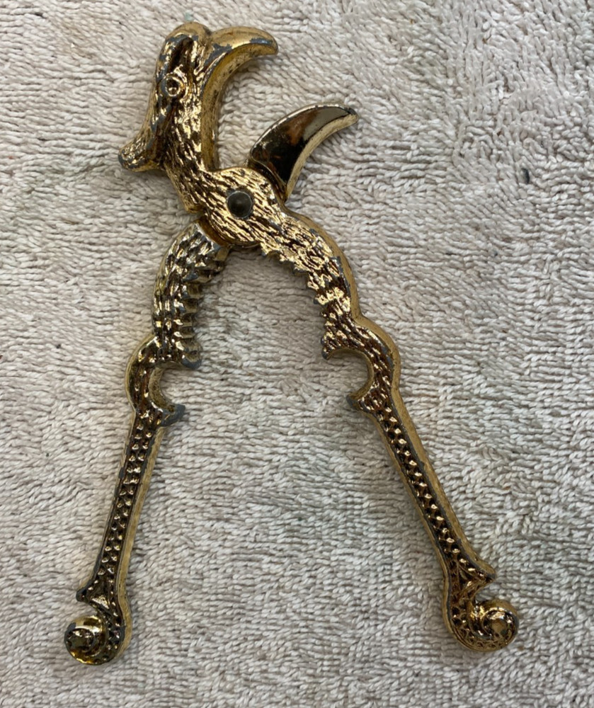 VINTAGE NUTCRACKER PARROT EAGLE BIRD SILVER METAL