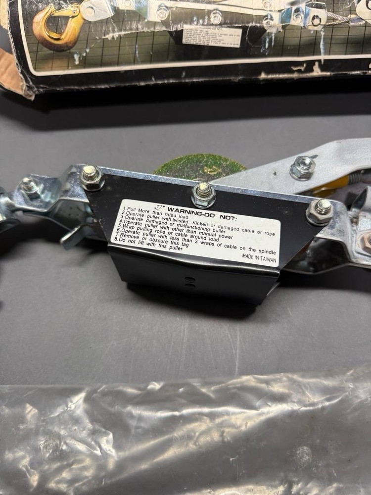 Come Along Winch Puller 3/4 Ton 1500 lb Capacity 22 Ft Cable 15:1 Leverage Tool