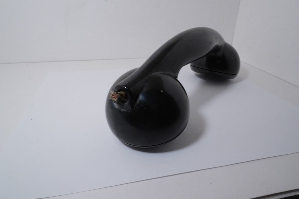 1 Marked KELLOGG BAKELITE HANDSET Cleaned W/ Elements But Sold AS IS & Untested