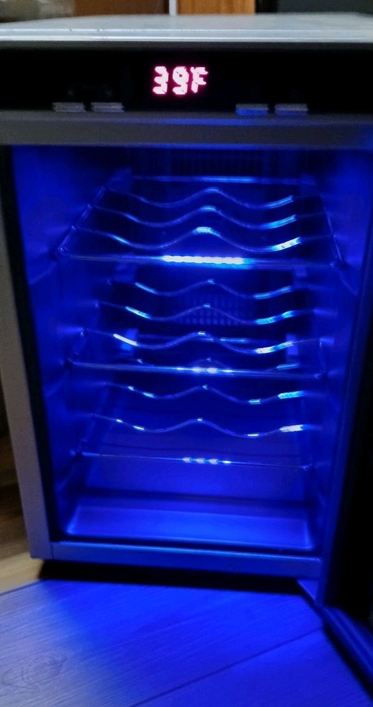 Danby MaitreD 6 Bottle Wine Cooler
