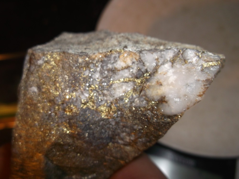 gold silver copper ore, 324 grams samples ,ore high grade .this is not