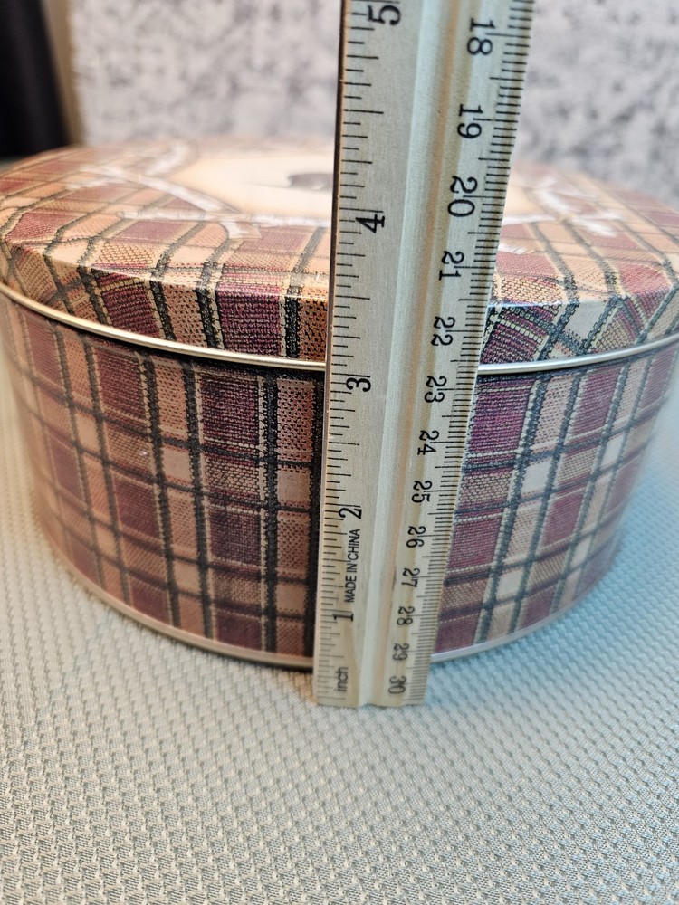Dept. 56 "Grizzly Bear Park Campground" Tin