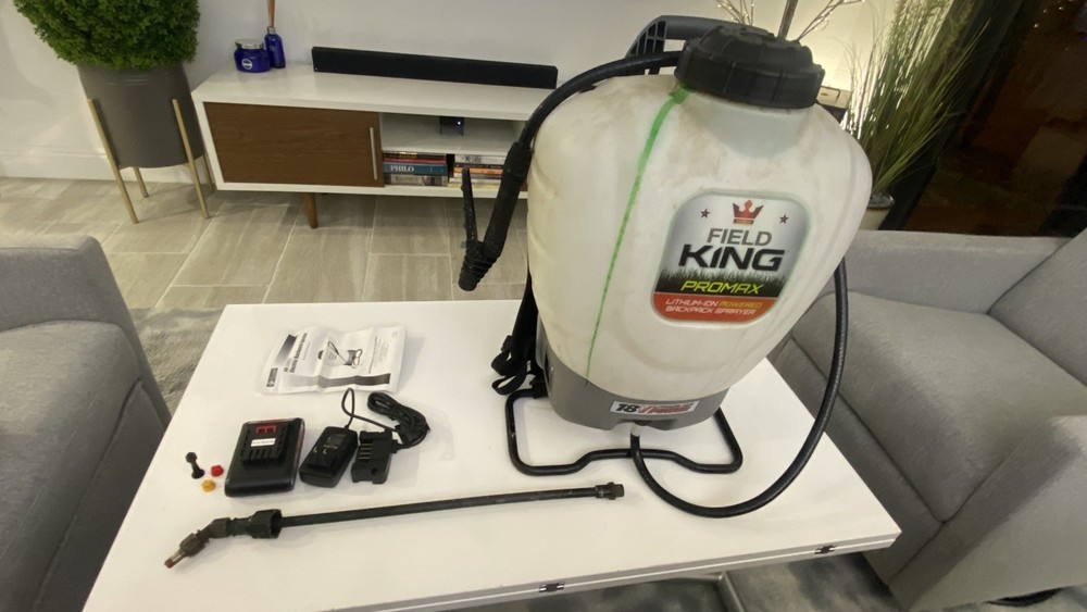 Field King Pro max Lithium Battery Powered Backpack Sprayer, 4 gal
