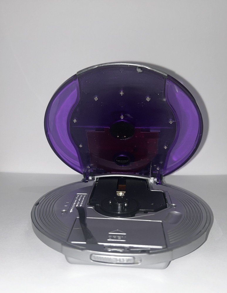 Durabrand CD-565 Portable CD Player Digital Audio Programmable Silver Tested