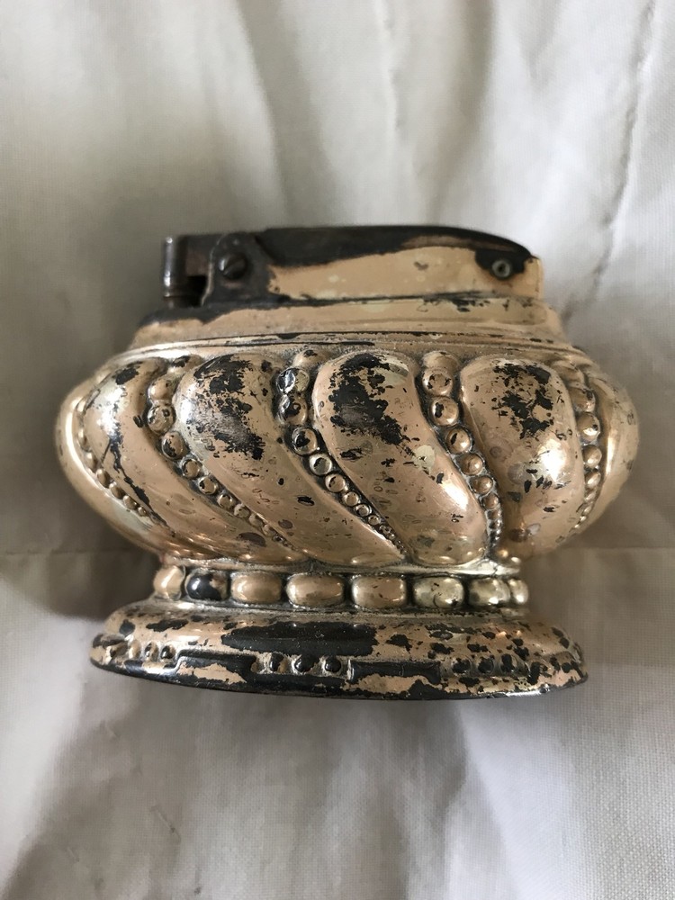 Vintage Antique Ronson "CROWN"  Silver Plate Table Cigarette Lighter