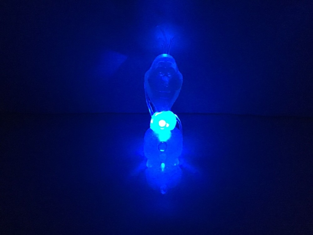 Disney Frozen Olaf Multicolor Light Up Glow Clip