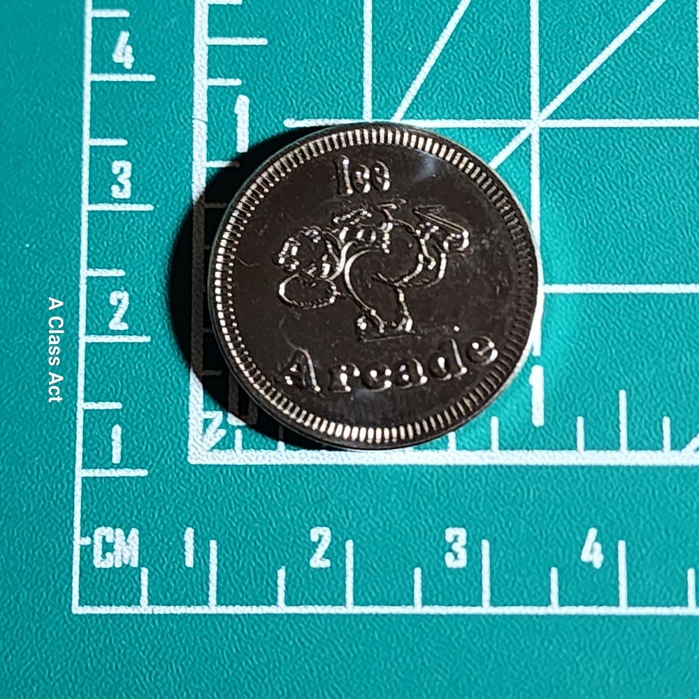 Ice Arcade Game Token. Our T5947