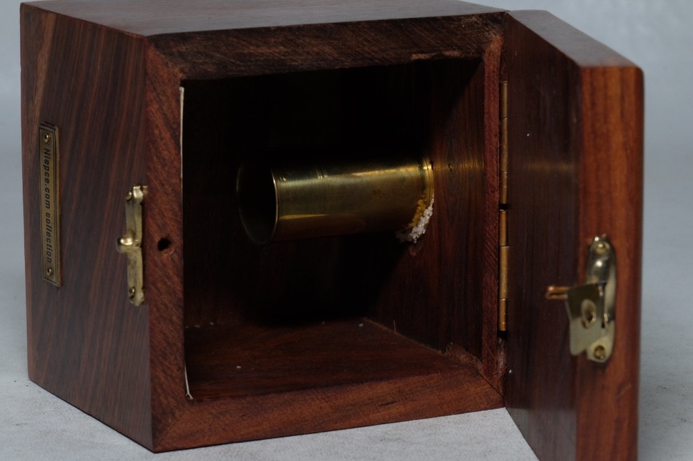 Niepce REPLICA Camera
