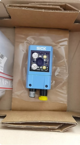 1Pcs New SICK code reader ICR620E-H12503 1074956