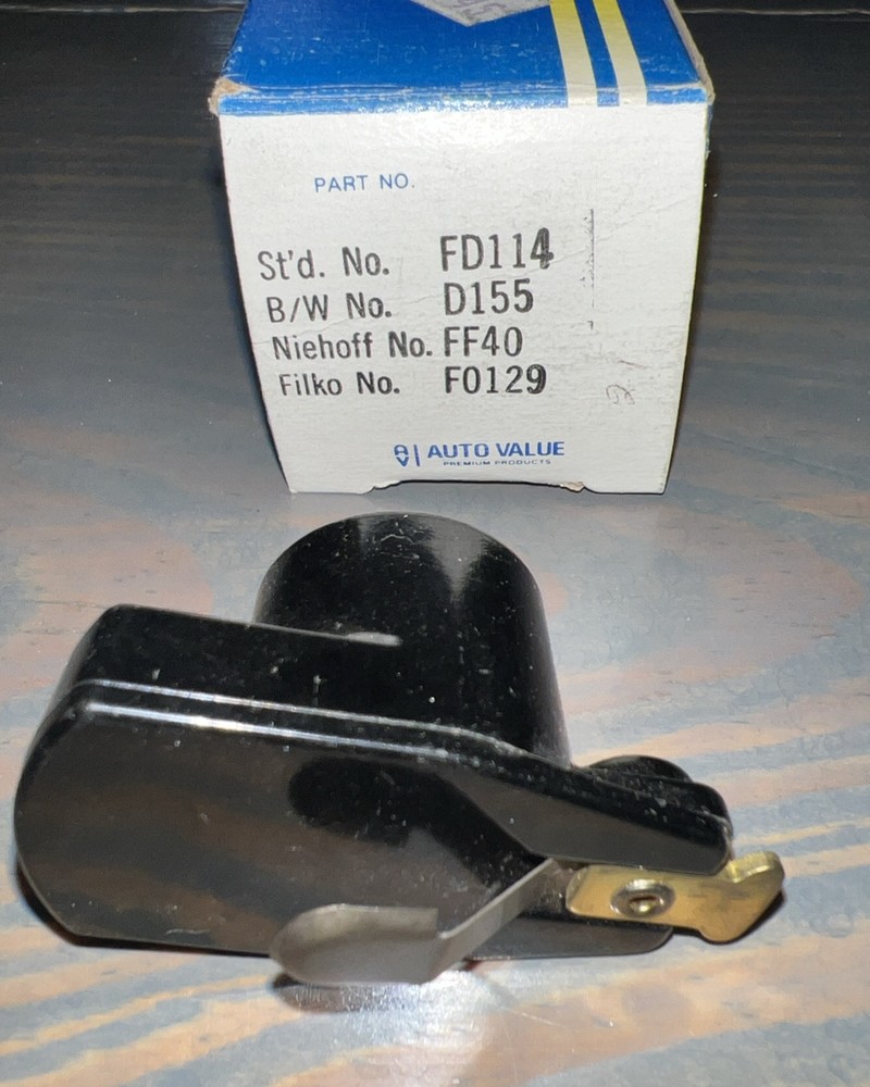 NOS Auto Value Distributor Rotor FD114 DR-220A