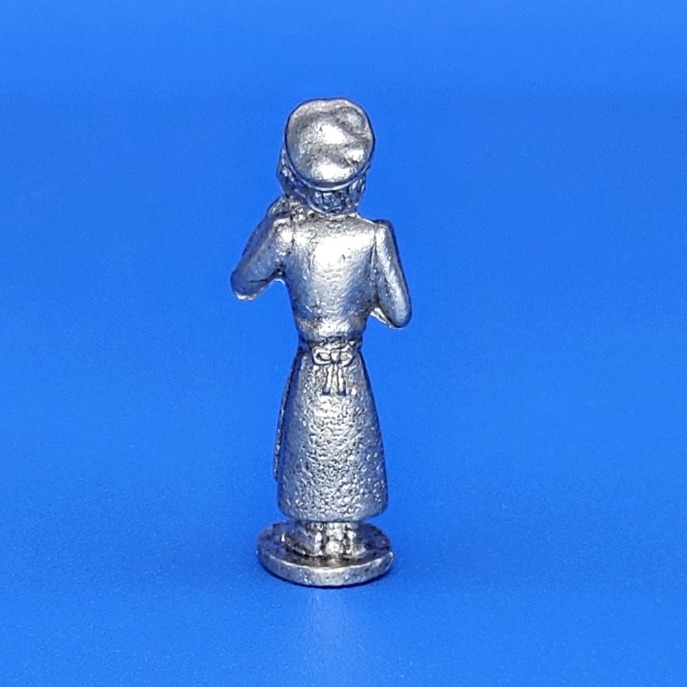 Scooby-Doo Clue Game Replacement Piece Mover Token Mrs. White