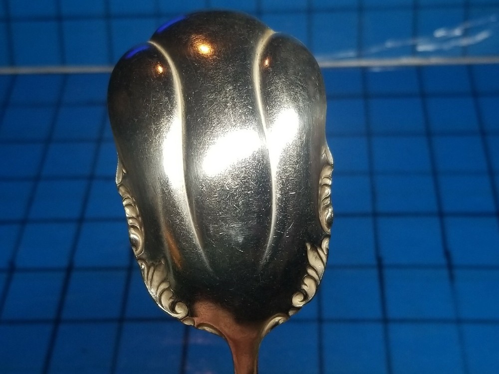 Wm A Rogers A1 MARCELLA aka CLIFTON Solid Shell Casserole Spoon 1905 SHIPS FREE
